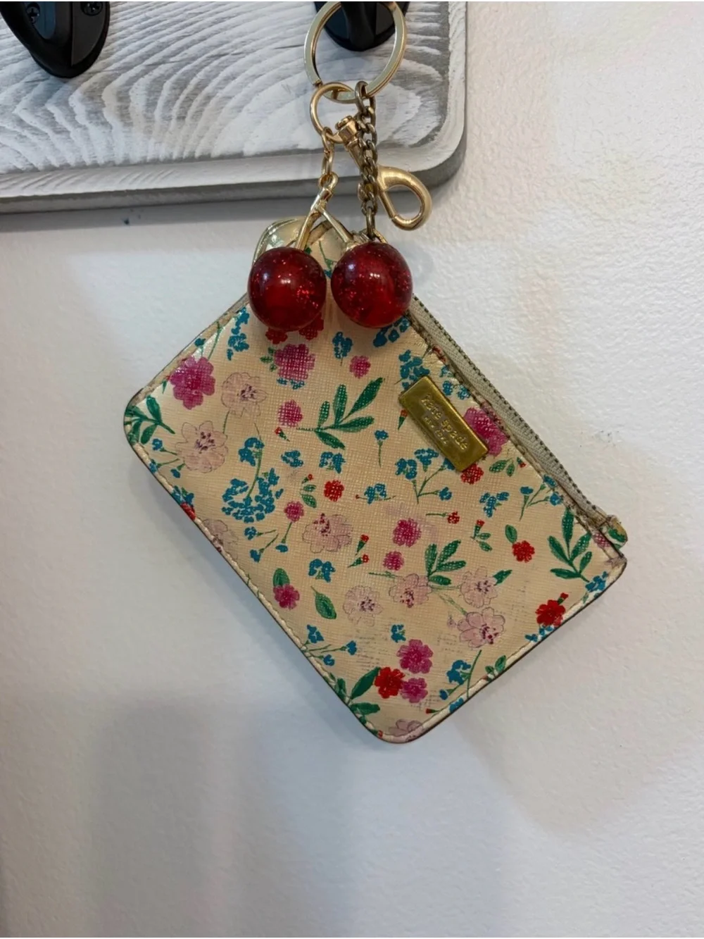 kate spade New York Stacey Floral Zip Wallet Wristlet and coin purse
